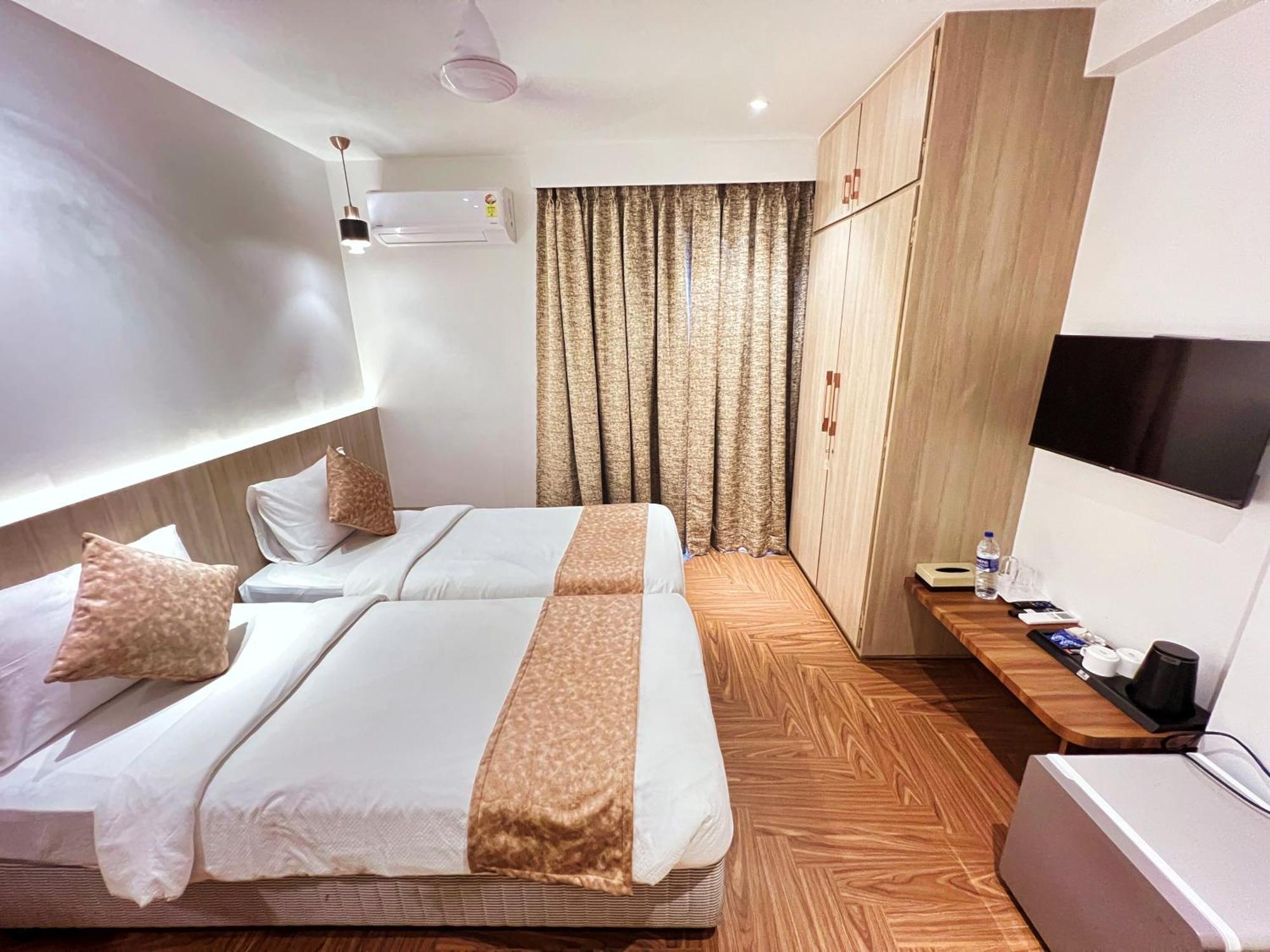 White House By Maxxvalue Service Apartments Bandra Βομβάη Εξωτερικό φωτογραφία